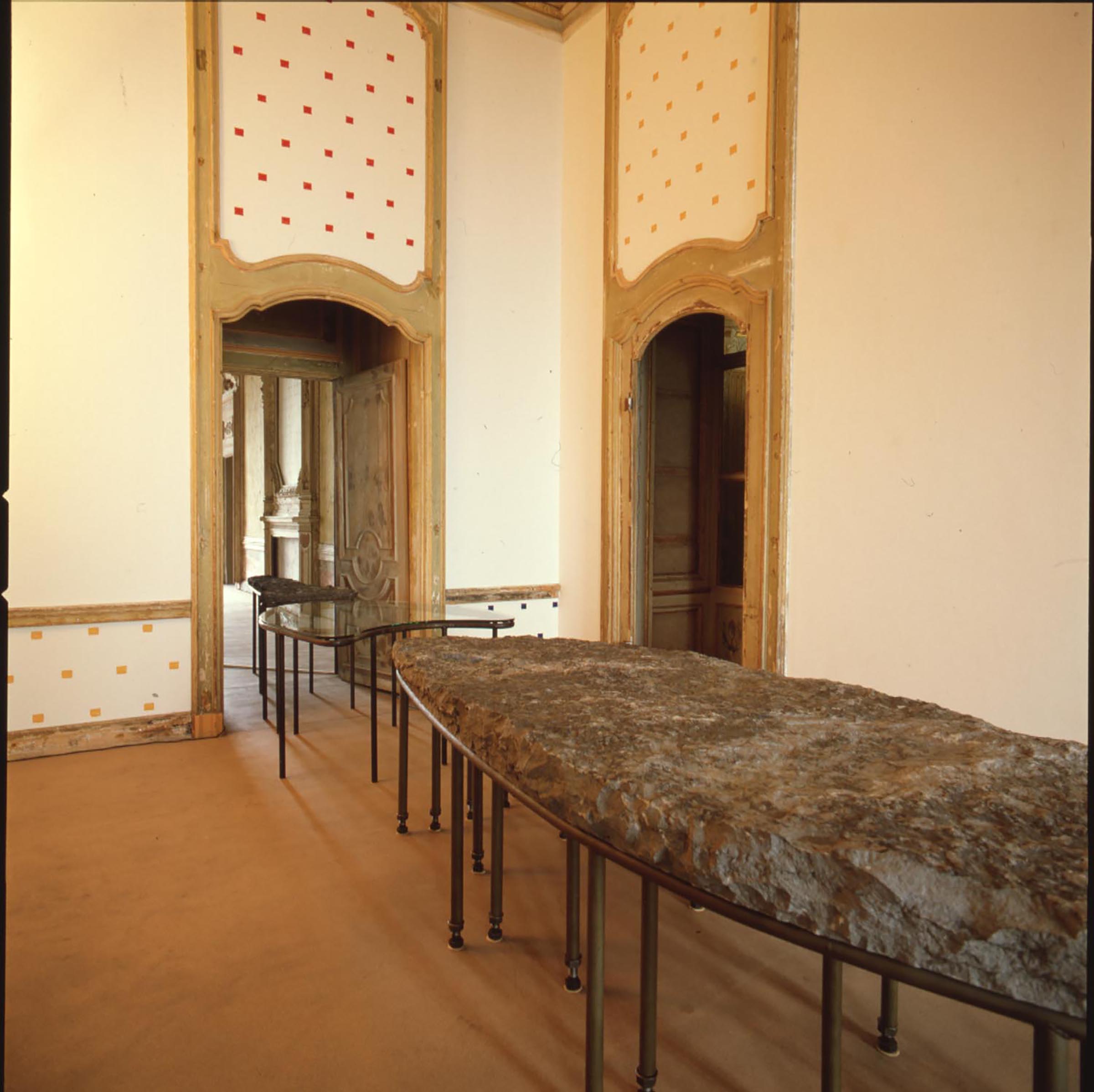 Mario Merz, Chambre du0027amis, 1986
